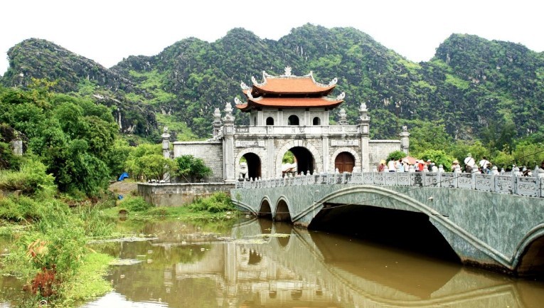 HOA LU - TRANG AN - MUA CAVE (NINH BINH, VIETNAM)