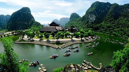 BAI DINH PAGODA - TRANG AN ECO-TOURISM (NINH BINH, VIETNAM)