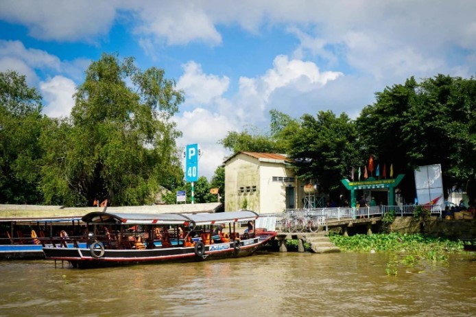 MEKONG DELTA TOUR TO CAI BE – TAN PHONG ISLAND FULL DAY