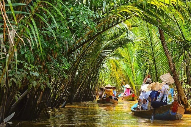 THE UPPER MEKONG RIVER (MY THO – BEN TRE FULL DAY TRIP)