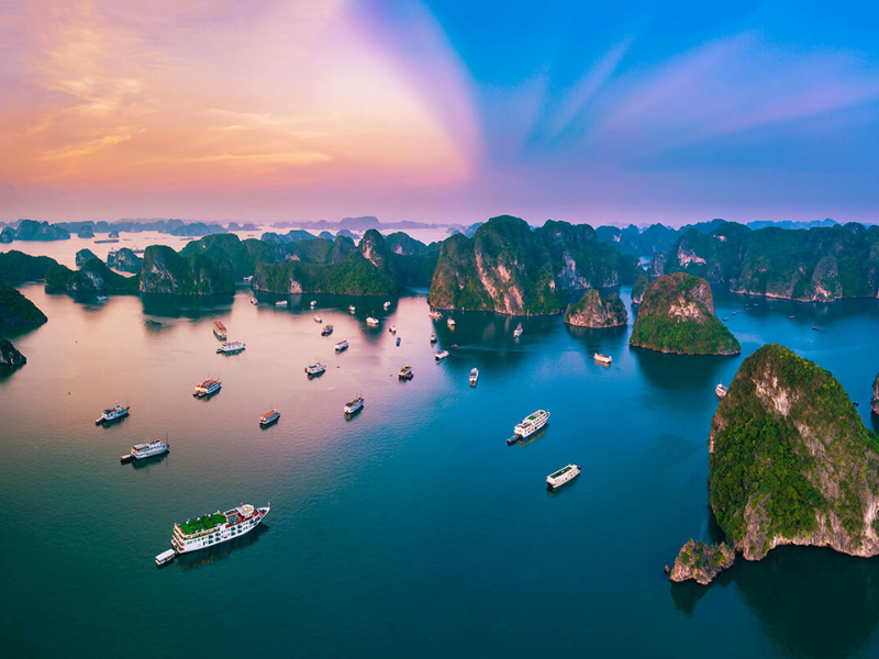 AMBASSADOR DAY CRUISE - 5* CRUISE IN HẠ LONG BAY